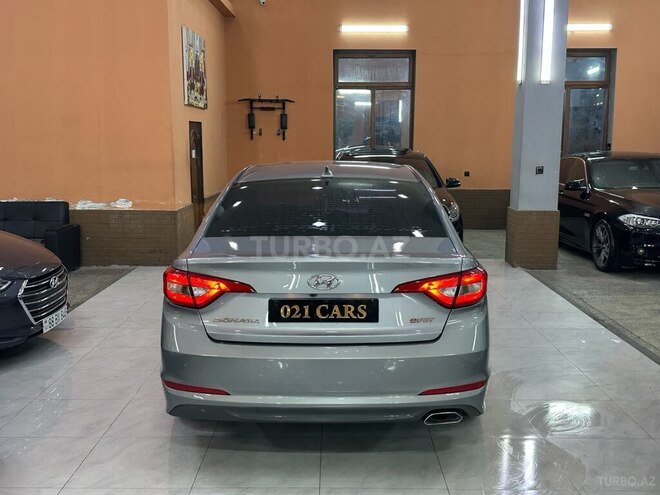 Hyundai Sonata-3