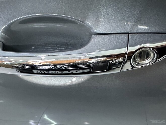 Hyundai Sonata-13