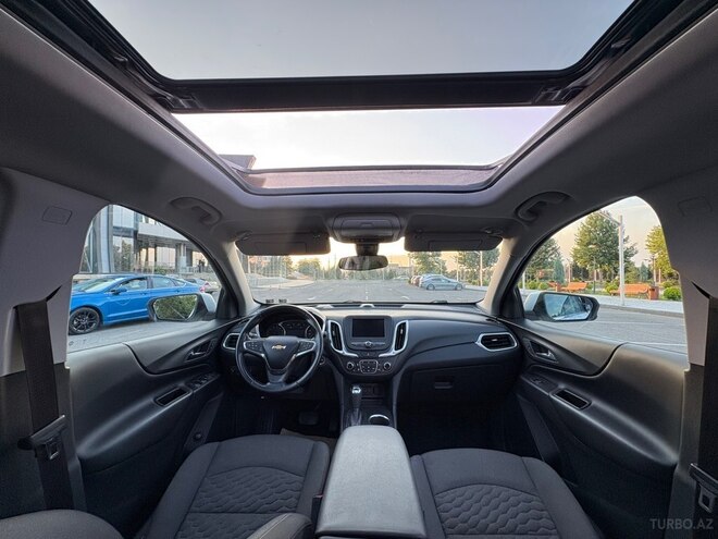 Chevrolet Equinox-12