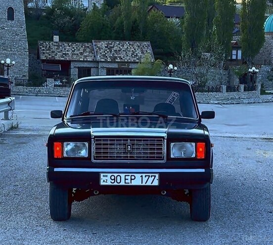 LADA (VAZ) 2107-1
