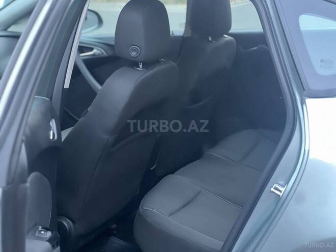 Opel Astra-12