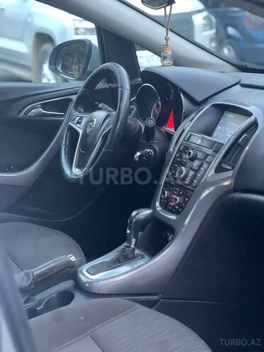 Opel Astra-13