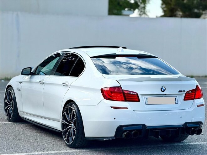 BMW 528-5