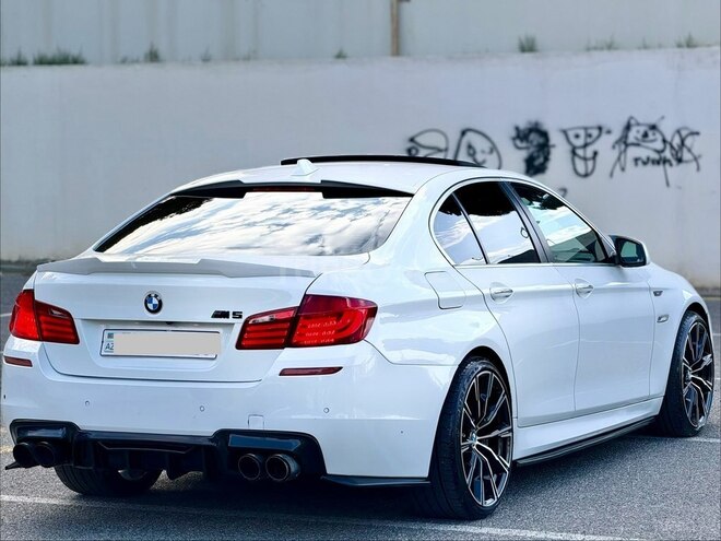 BMW 528-10