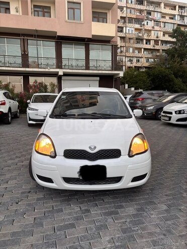 Toyota Vitz-6
