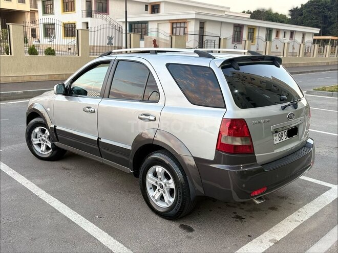 Kia Sorento-9