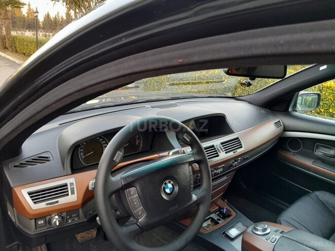 BMW 730-2