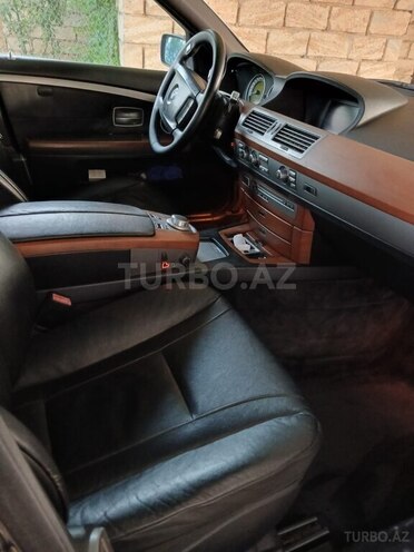 BMW 730-7