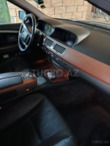 BMW 730-9