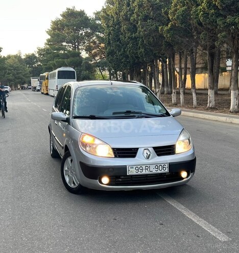 Renault Scenic-1