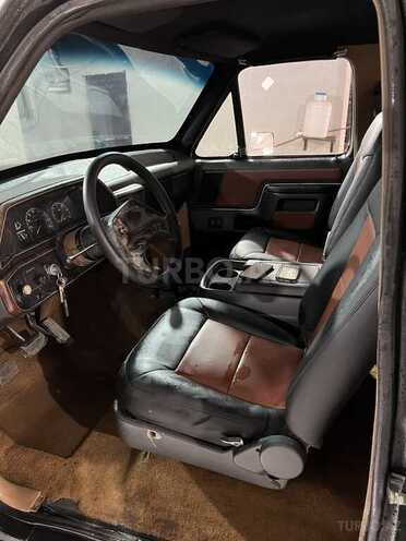 Ford Bronco-3