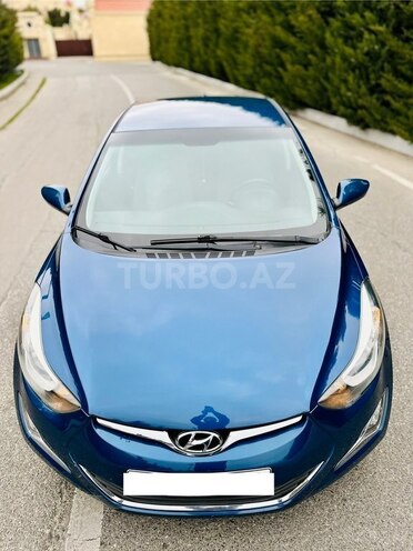Hyundai Elantra-2