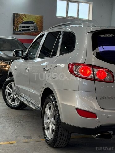 Hyundai Santa Fe-7