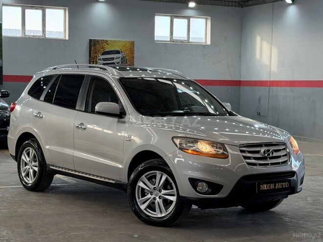 Hyundai Santa Fe-4
