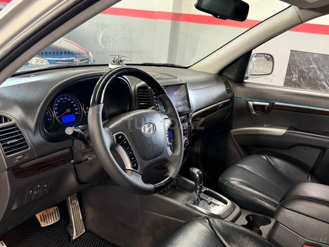 Hyundai Santa Fe-9