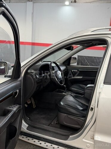 Hyundai Santa Fe-11