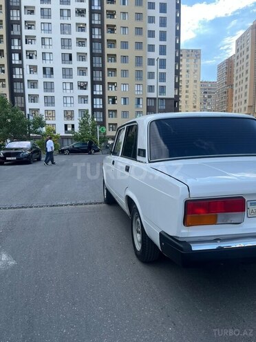 LADA (VAZ) 2107-10