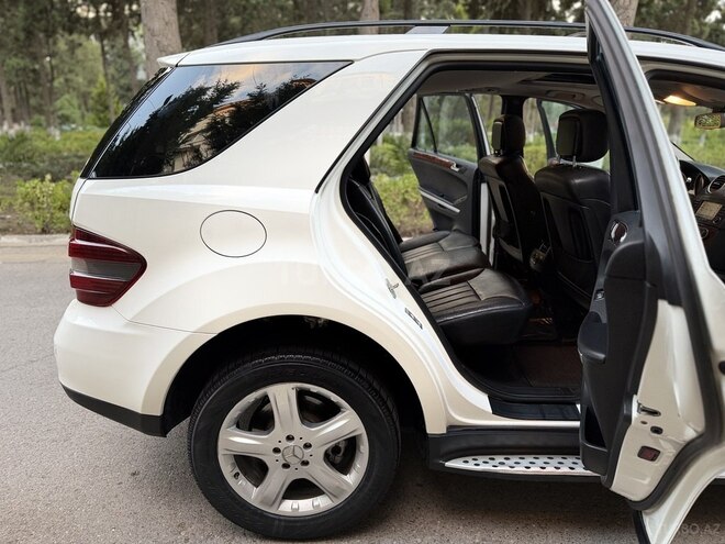 Mercedes ML 350 4MATIC-18