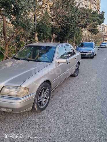 Mercedes C 200-3