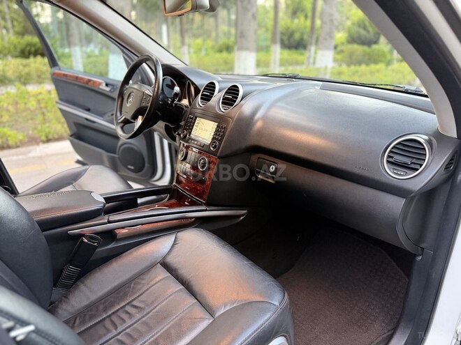 Mercedes ML 350 4MATIC-14