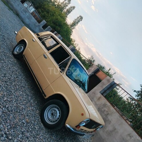 LADA (VAZ) 2101-4