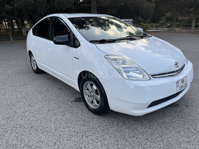 Toyota Prius-1