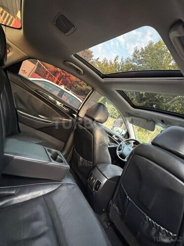 Hyundai Sonata-6