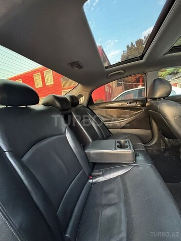 Hyundai Sonata-5