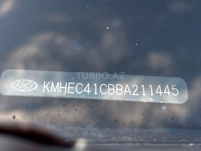 Hyundai Sonata-12