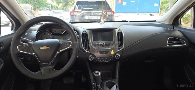 Chevrolet Cruze-8