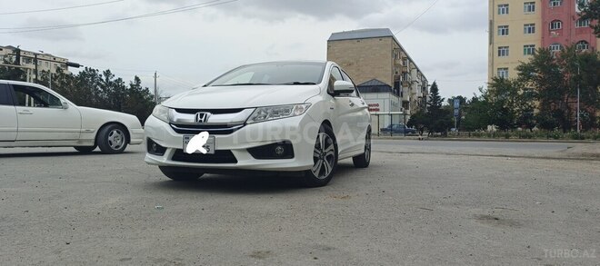 Honda Grace-1