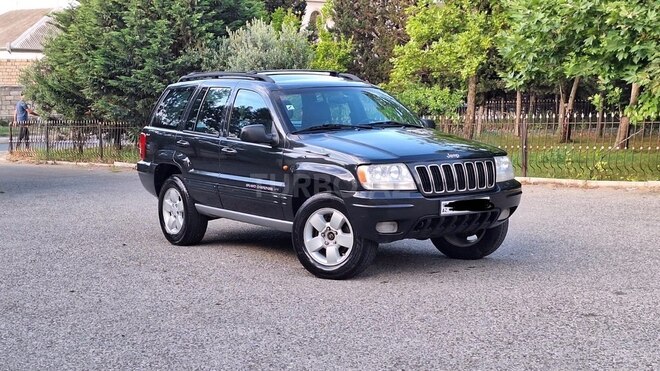 Jeep Grand Cherokee-12