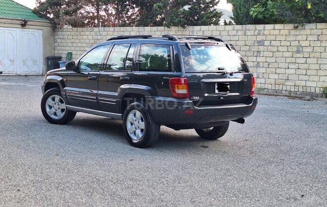 Jeep Grand Cherokee-16