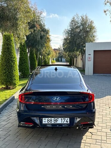 Hyundai Sonata-5