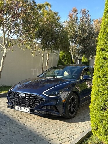 Hyundai Sonata-1