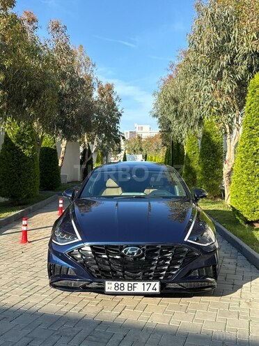 Hyundai Sonata-2