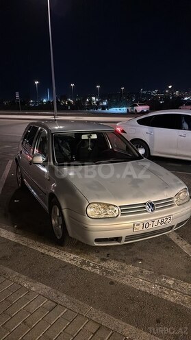 Volkswagen Golf-8