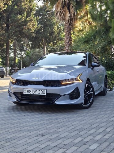 Kia K5-4