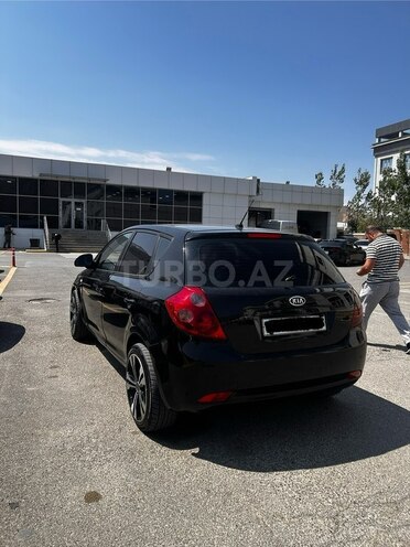 Kia Ceed-5