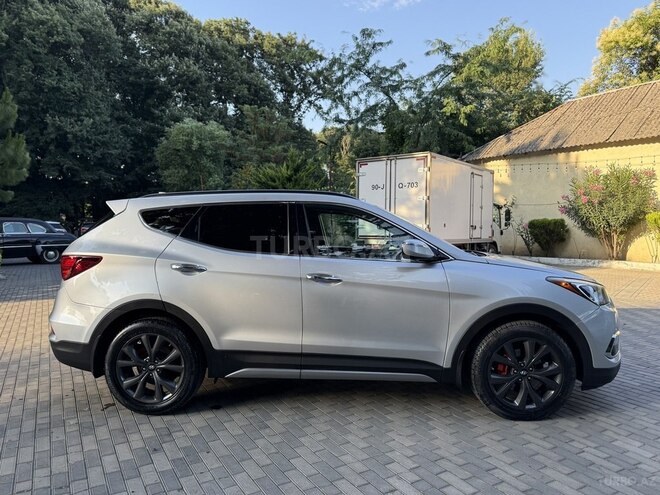 Hyundai Santa Fe-9