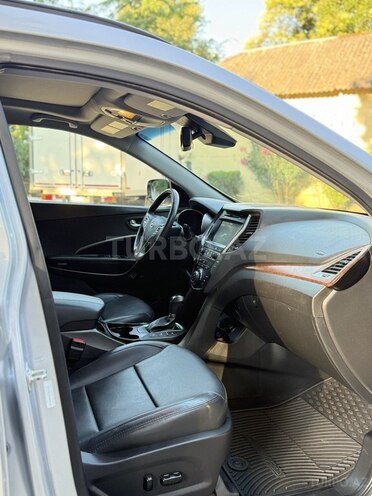 Hyundai Santa Fe-14