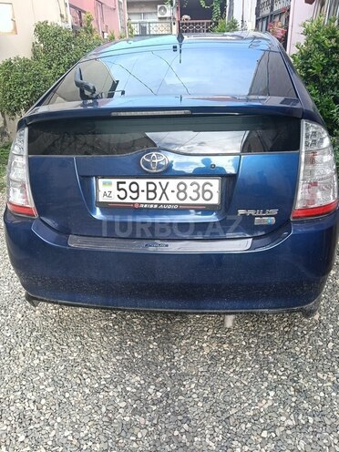 Toyota Prius-2