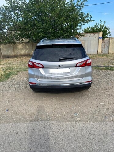 Chevrolet Equinox-5