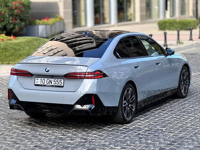 BMW 520-8