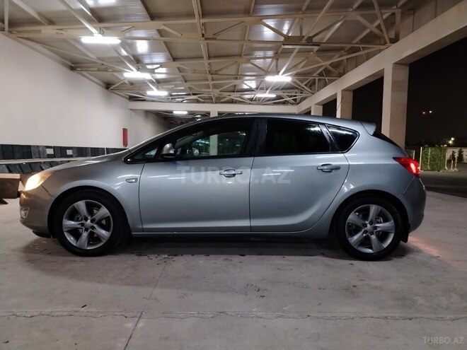 Opel Astra-4