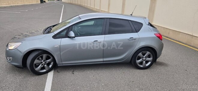 Opel Astra-9