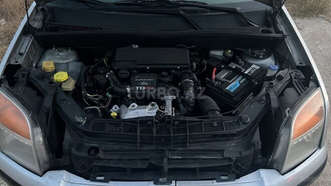 Ford Fusion-7