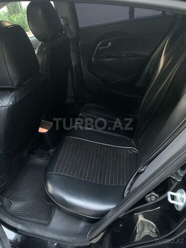 Kia Rio-9