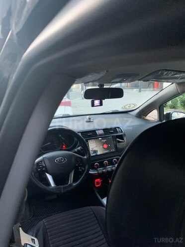 Kia Rio-7