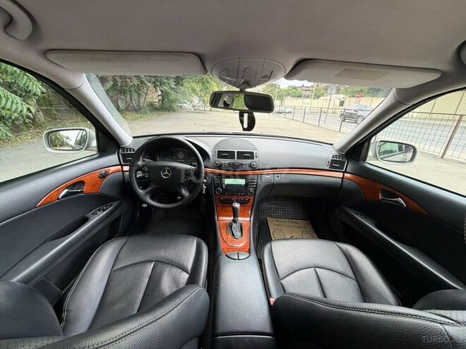 Mercedes E 200-9
